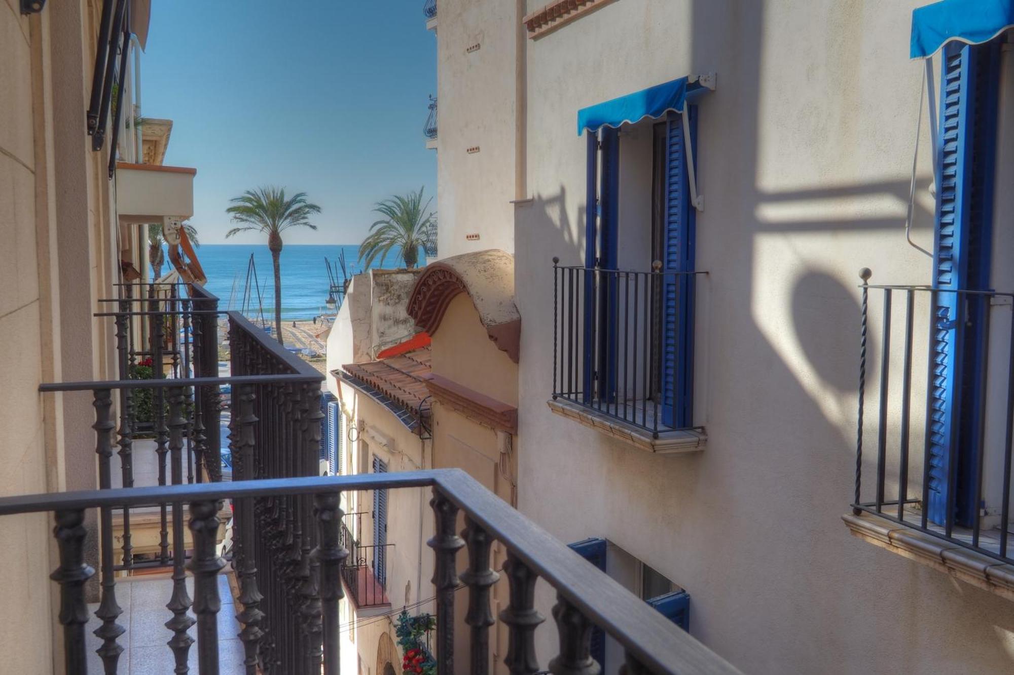 Balcony View Apartment By Hello Homes Sitges Esterno foto